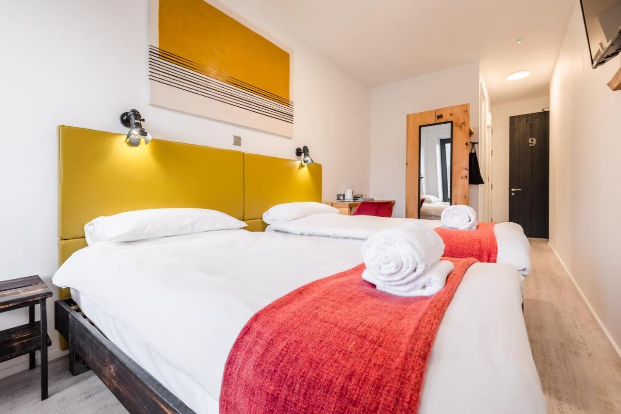 Cardiff Arms Bistro & Hotel Treorky Dış mekan fotoğraf