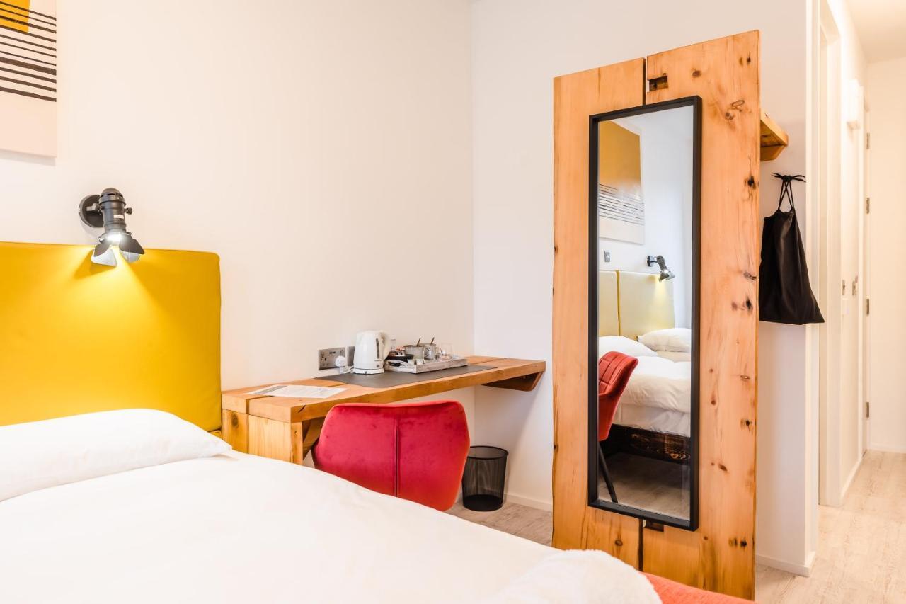 Cardiff Arms Bistro & Hotel Treorky Dış mekan fotoğraf