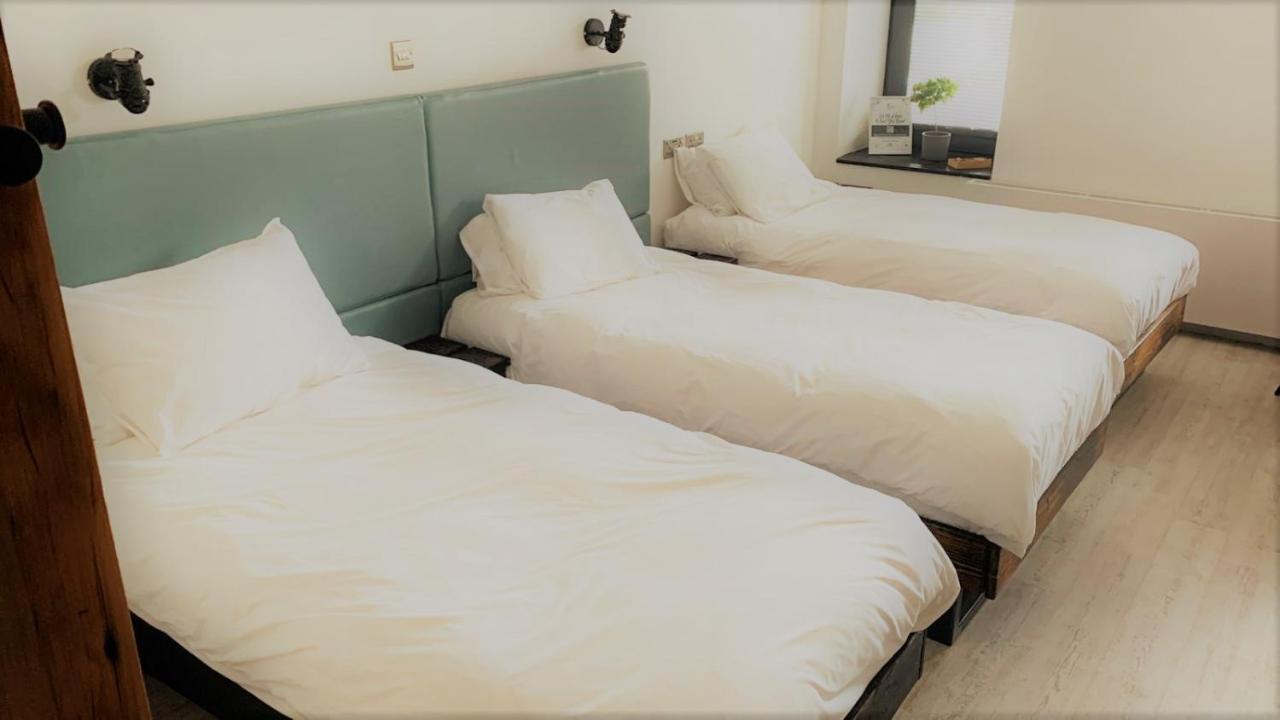 Cardiff Arms Bistro & Hotel Treorky Dış mekan fotoğraf